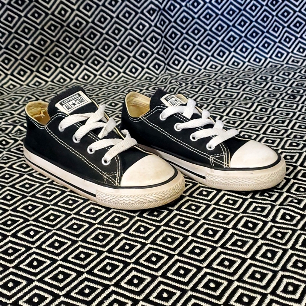 Boys Converse AllStars Lo - Sz 10